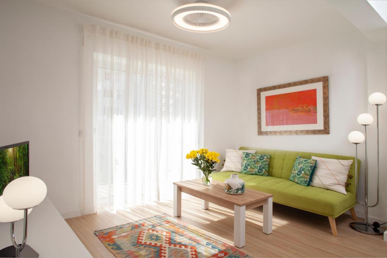 Lovely Beachfront Apartment In Calahonda Sitio de Calahonda Ngoại thất bức ảnh